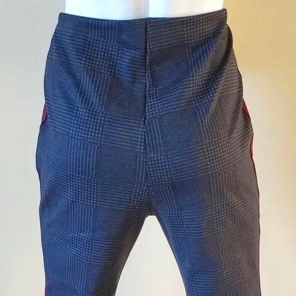 Forever 21 Gray Herringbone Activewear Legging with Checks Stripes SZ L - Picture 7 of 8